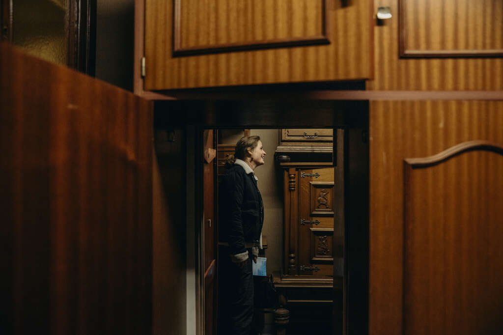 Leander Schönweger installation open skies Wiels Brussels Bruxelles contemporary art hedendaagse kunst