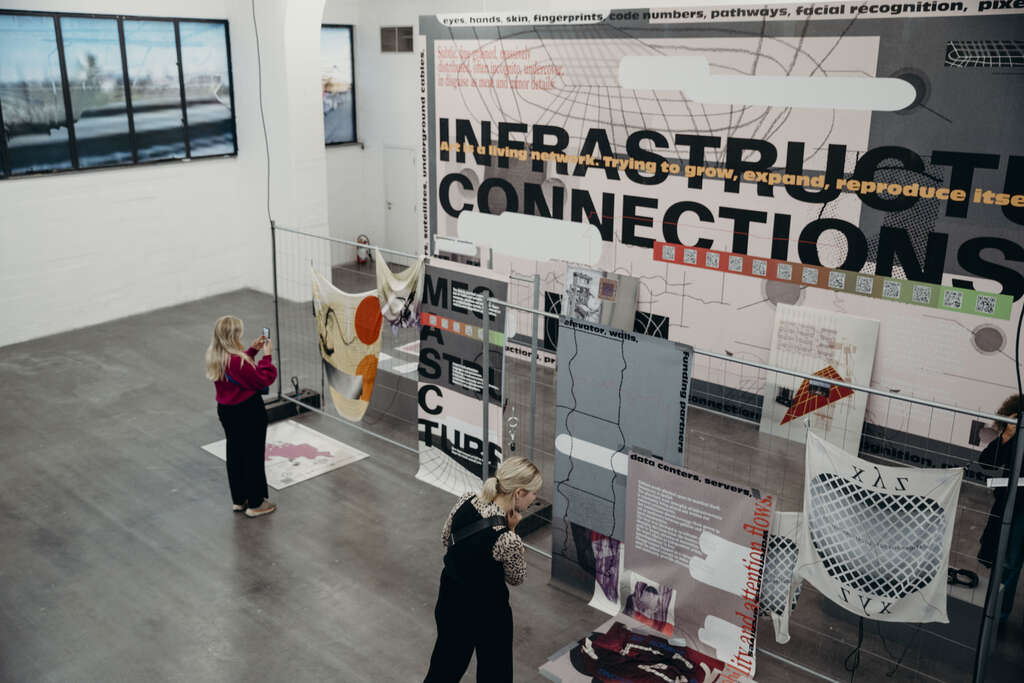 Luiza Crosman Wiels Brussels Bruxelles installation contemporary art contemporain museum musée