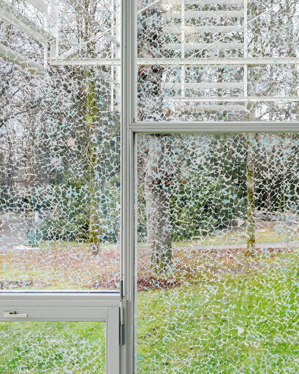 1 NSCH SORROWWINDOW0
