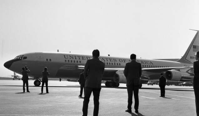 Présentation de livre Stefanos Tsivopoulos ARCHIVE CRISIS