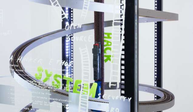 Vernissage Simon Denny Business Insider conversation entre lartiste et la commissaire