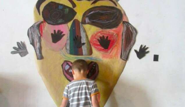 Première du film My feet are growing day and night