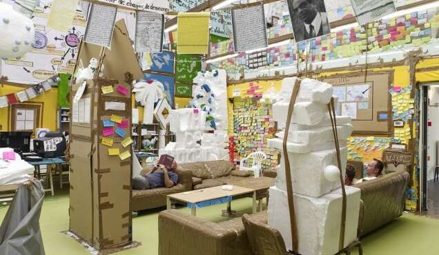 A day on Thomas Hirschhorn Edouard Glissant FR FREE