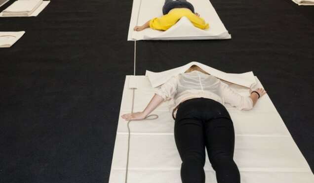 WIELS is looking for participants in work demonstrations during the Franz Erhard Walther exhibition1