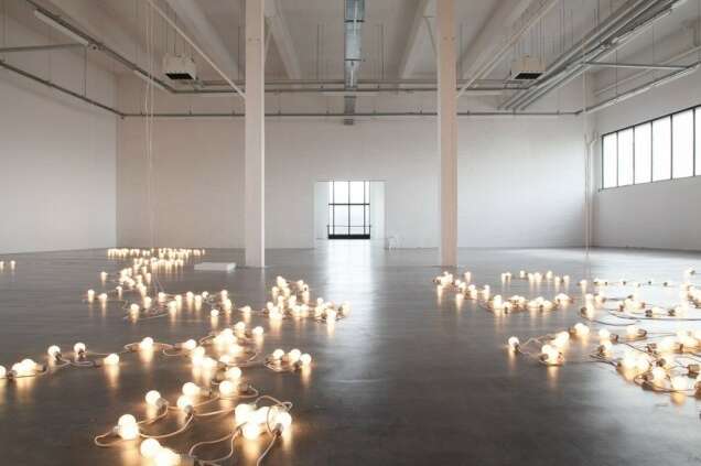Felix Gonzalez Torres Specific Objects without Specific Form 1