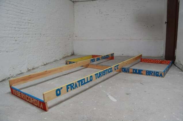 Benjamin Installé centre d'art contemporain Bruxelles