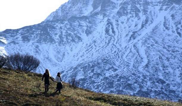 Projection de films des résidents au cinéma Galleries Ben Pointeker Fanny Zaman Emmanuel Van Der Auwera