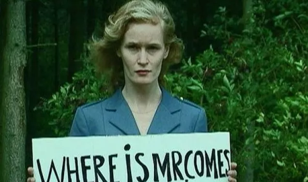 Projection de la série de films MANUS SPLEEN I V de Rosemarie Trockel