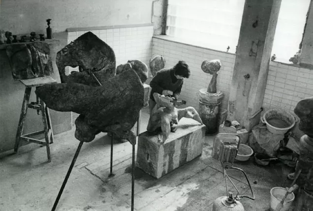 Paulina Olowska and Anna Zaradny Le group panique with the flesh of the world