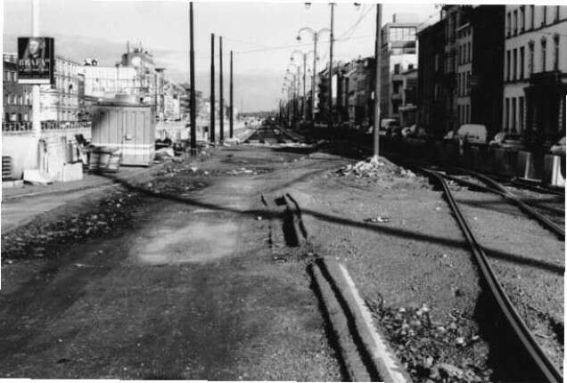 Présentation de livre Shifting Places Peter Downsbrough the Photographs