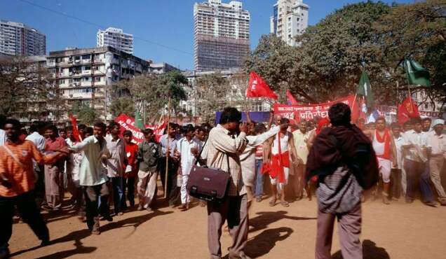 Décalages stratégiques pour réfléchir linformation Conférence de Catherine Mayeur