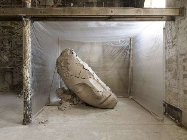 Mark Manders Wiels Brussel Bruxelles contemporary art contemporain hedendaagse kunst center centrum museum musée