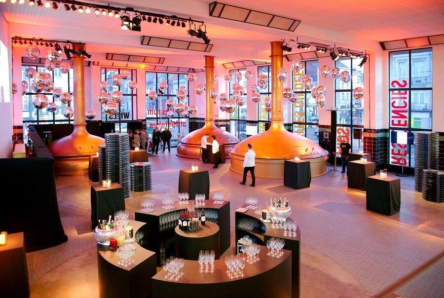 Salle-de-brassage_Brouwzaal-brouwerij brewery brasserie wielemans ceuppens Wiels heritage erfgoed modernist building batiment architecture gebouw
