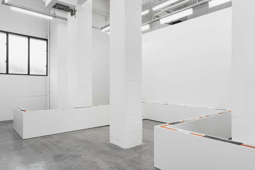 1 Installation view Kasper Bosmans WIELS Brussels 2022 Photo Alexandra Bertels
