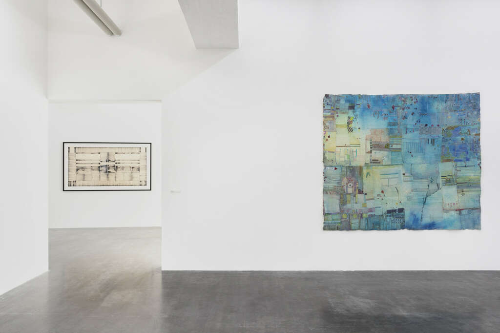 2 Installation view Huguette Caland WIELS Brussels 2022 Photo Hugard Vanoverschelde